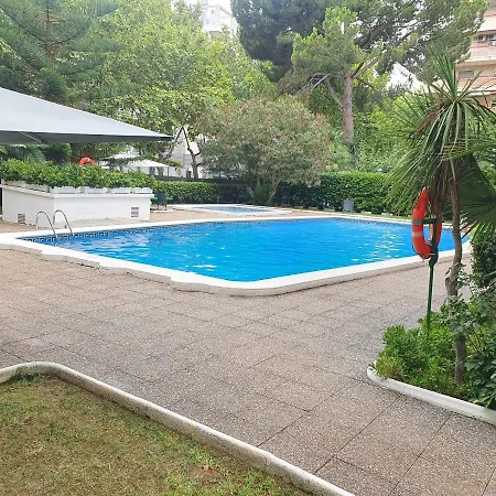 Centro Piscina Gisamar Apartment *